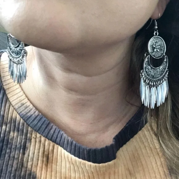 bohemian tassel drop silver metal earrings - Picture 7 of 7